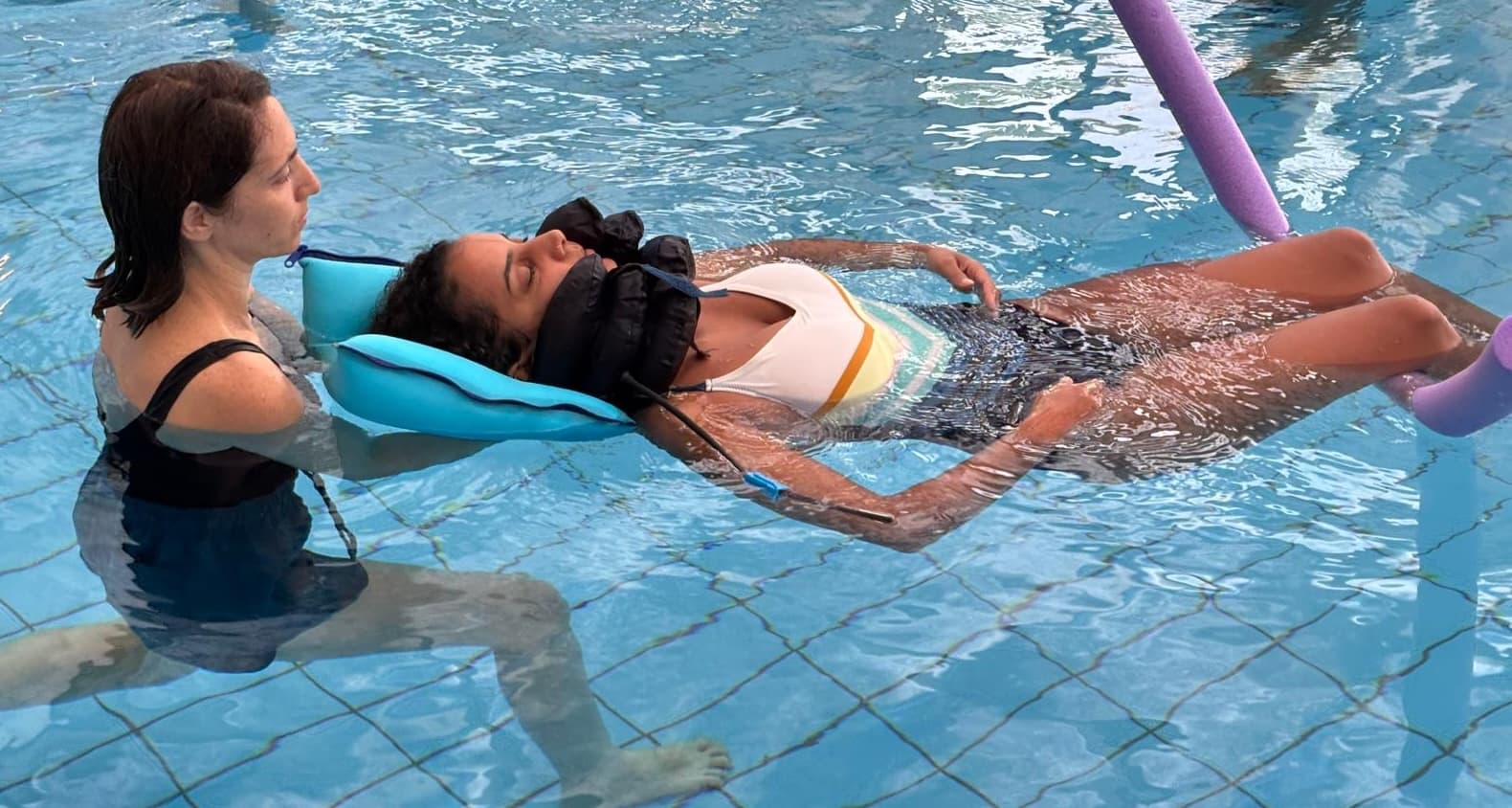 טיפול ג׳הארה וואטסו בבריכת מולטיפול ברקאי